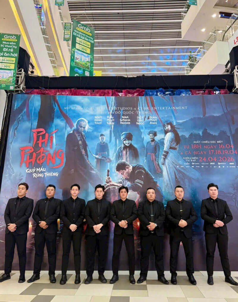 Vệ sĩ vest đen